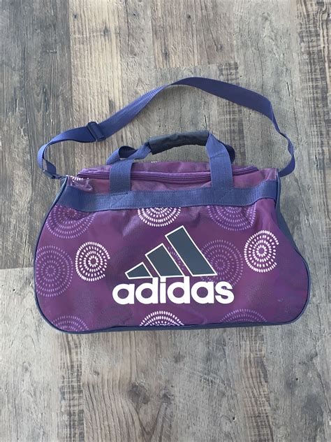 adidas duffle bag rn 90288.